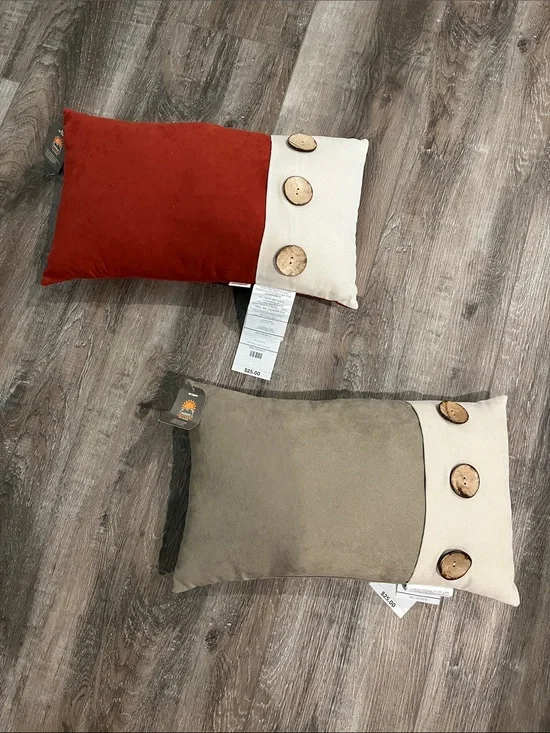 NEW Pair of Pier 1 Rust Orange and Tan Lumbar Indoor/Outdoor Accent Pillows