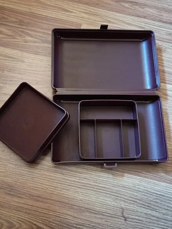 Tuppercraft Organizer Hard Plastic Brown