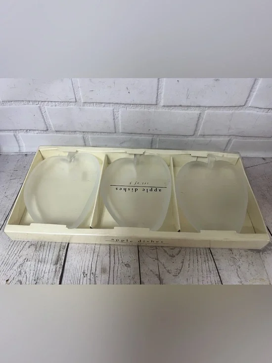 PIER 1 ONE Frosted Glass Apple Dishes Set of (3) 5