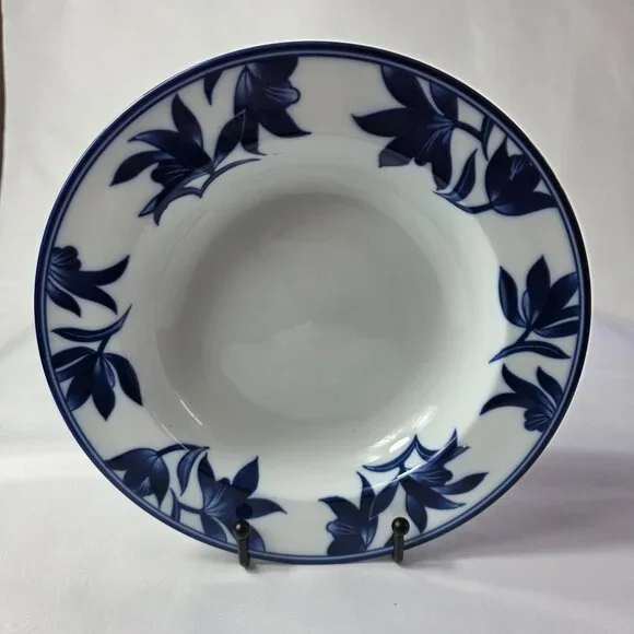 ONE Pier 1 Ming Rim Soup Bowl White with Blue Leaves and Flowers