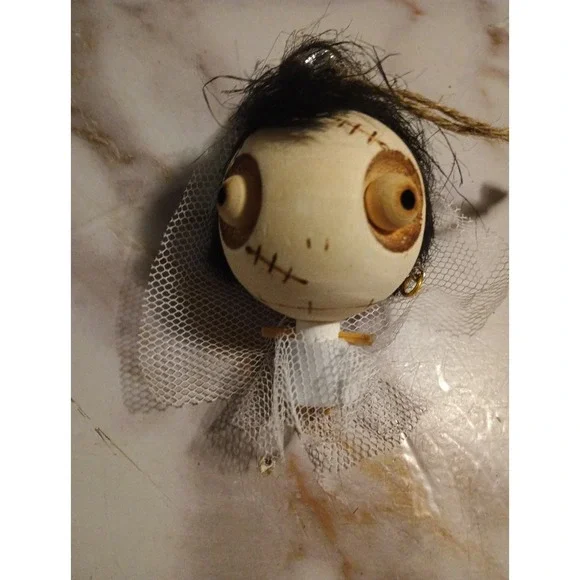 Pier 1 crazyhead skeleton Frankenstein bride ornament Halloween Collectible Rare