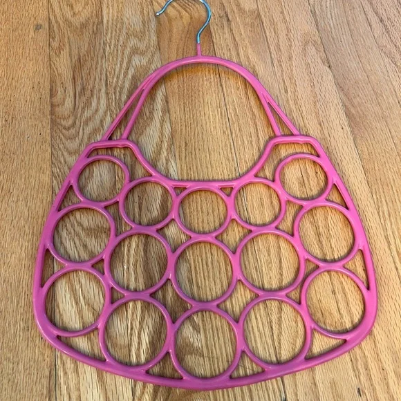 Metal Pink Scarf Hanger