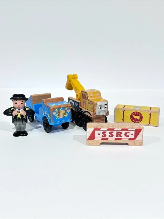 Thomas & Friends Butch’s Road Rescue Wooden Railway Butch, Sir Topham Hatt