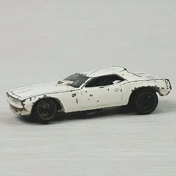 Hot Wheels Redline Snake #3 6409 Die Cast Car 1969 Mattel Hong Kong Toy- Flaws