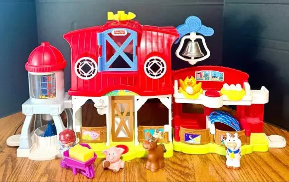 FP Little People Caring For Animals Farm Barn Farmer Animals Smart Stages set 1