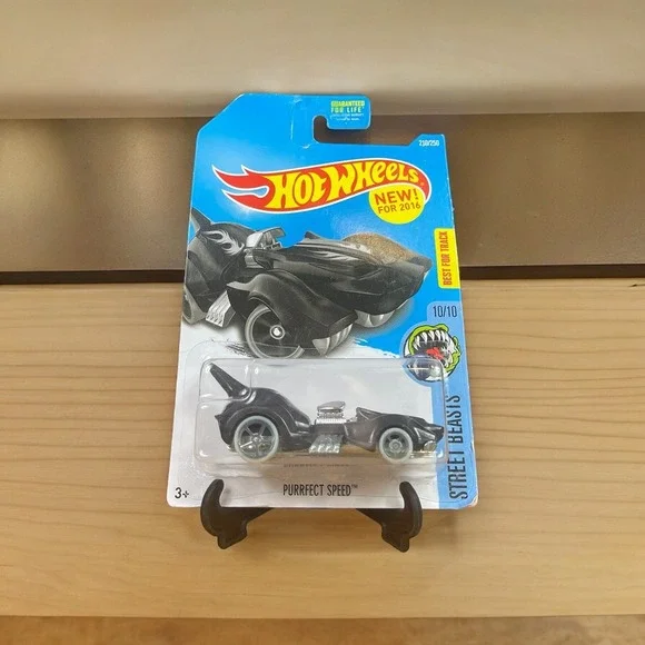 Hot Wheels 2016 Street Beasts Purrfect  Speed Car 10/10
