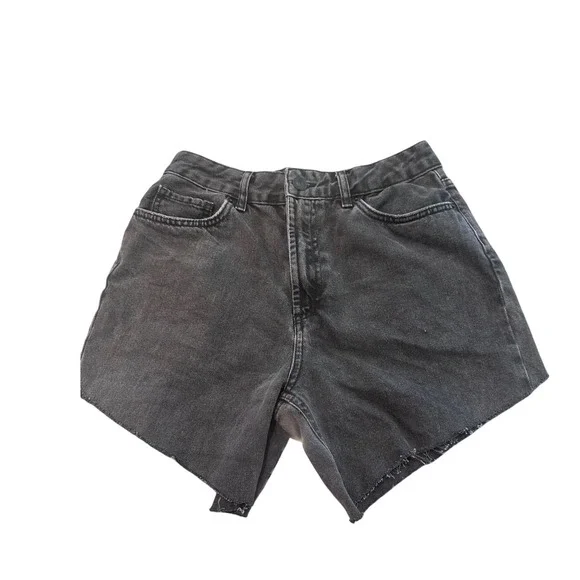 BDG Urban Outfitters Mom High-Rise Denim Shorts Washed Black Raw Hem Size 28