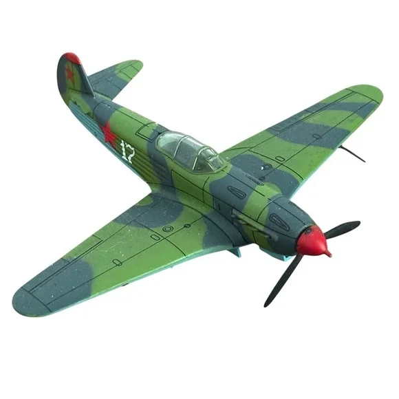 DeAgostini WW2 Aircraft  #67‎ Fighter 1/72 Model Yakovlev Yak-9 Japan READ