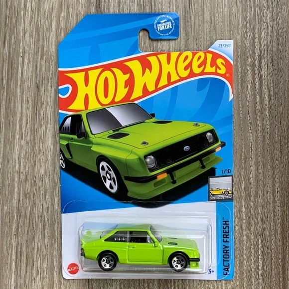Hot Wheels Car Ford Escort RS2000 Green Factory Fresh Hotwheels 2024 Mattel New