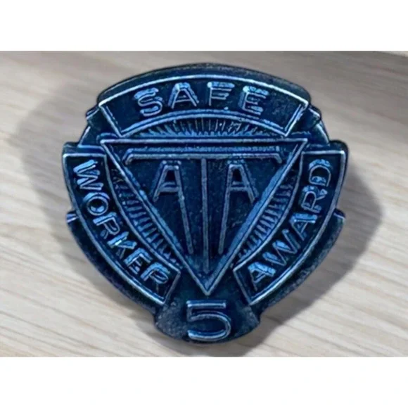 ATA American Trucking Association 5 Years Safe Driving No Accident Award Pin