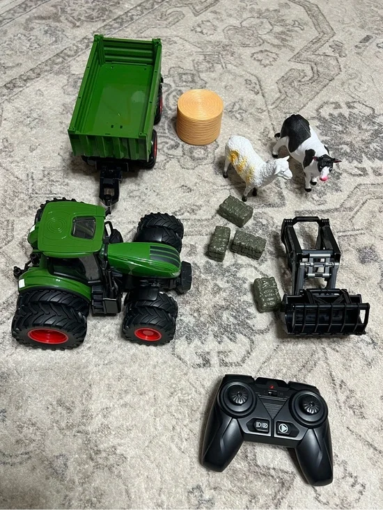 Remote Controlled Tractor & Trailer Farm Set
