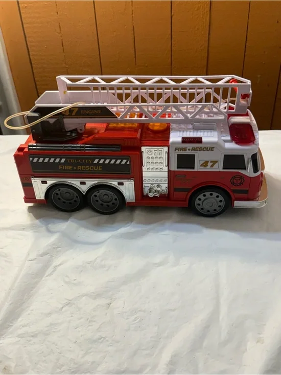 Fast Lane brand 22 inch fire truck 