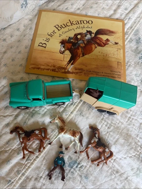 Cowboy Book & Toy Bundle 🐴