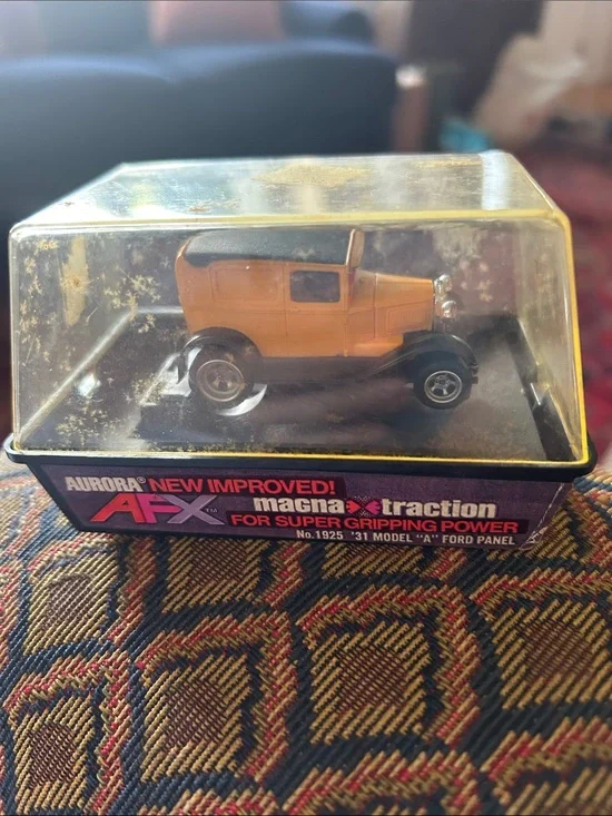 AFX 1931 Ford Panel Toy Car - Yellow