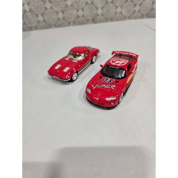 Set of 2 Kinsmart Red Diecast Toy Cars 1963 Corvette Stingray Dodge Viper 03, 5