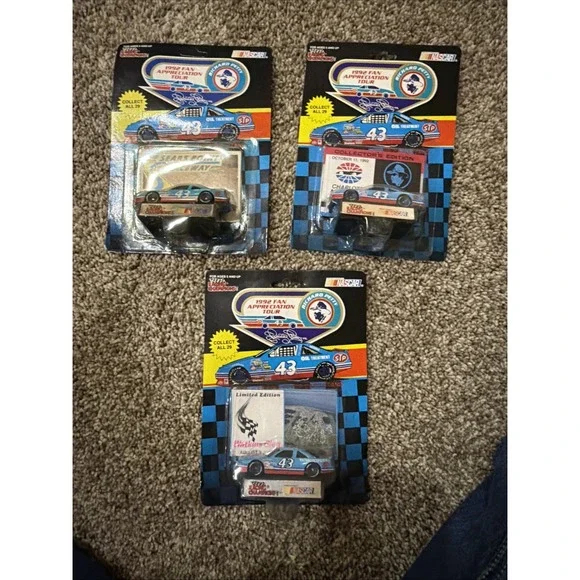 Racing Champions #43 Richard Petty 1991 NASCAR STP 1/64‎ - Lot of 3 Cars