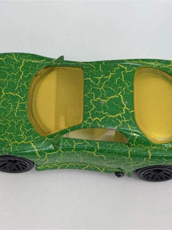 VTG 1993 Hot Wheels Mattel Camaro Green/Yellow Crackle Paint 3”