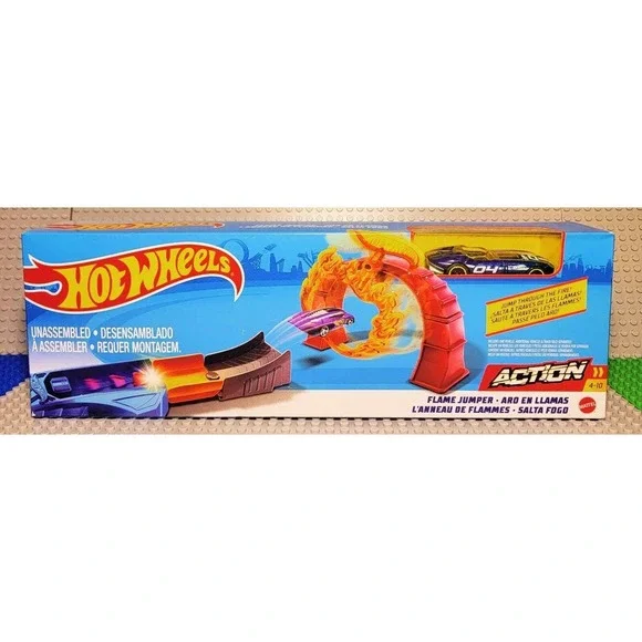 Hot Wheels Flame Jumper Playset Exclusive Limited Edition Car Diecast Collector
