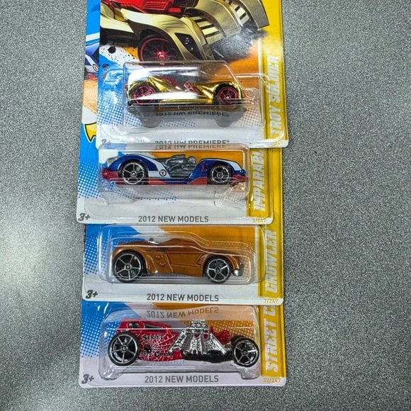 Hot‎ Wheels 2012 Models Lot of 4 Street Creeper Growler Imparable Troy Soldier