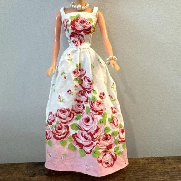 VTG 1960s Cut & Sew Roses Barbie Gown Dress Mommy‎ Made W Necklace & Bracelet