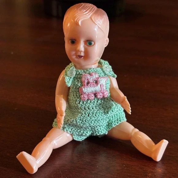 Vintage Hong Kong Doll | 5.5