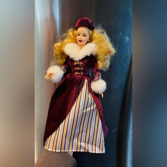 2000 Mattel Special Edition Victorian Ice Skater Barbie Doll