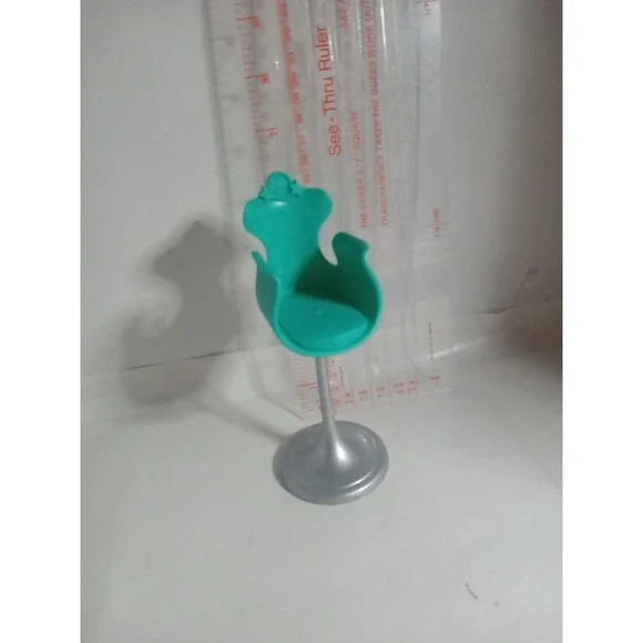 Barbie Hairtastic Teal Salon Chair Mattel 2011