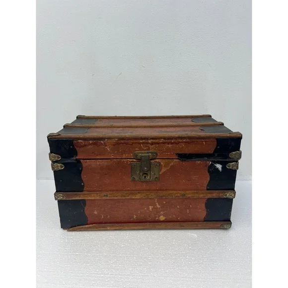 Wood Dollhouse Steamer Trunk Miniature Antique Storage Box Chest SALESMAN SAMPLE