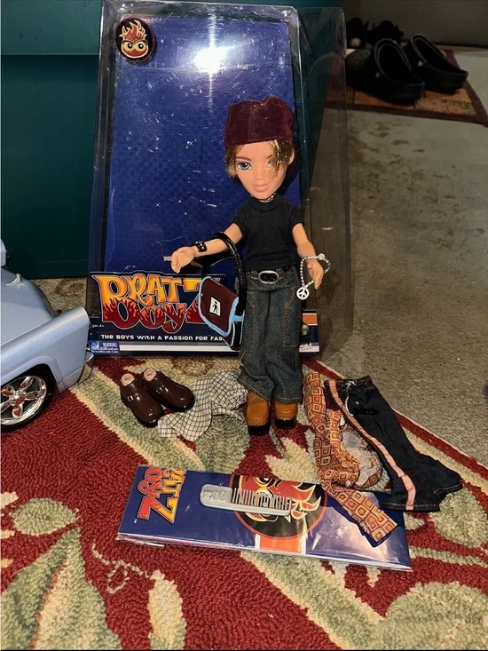 Bratz Boyz Fashion Doll - Brown Hat & Blue Jeans