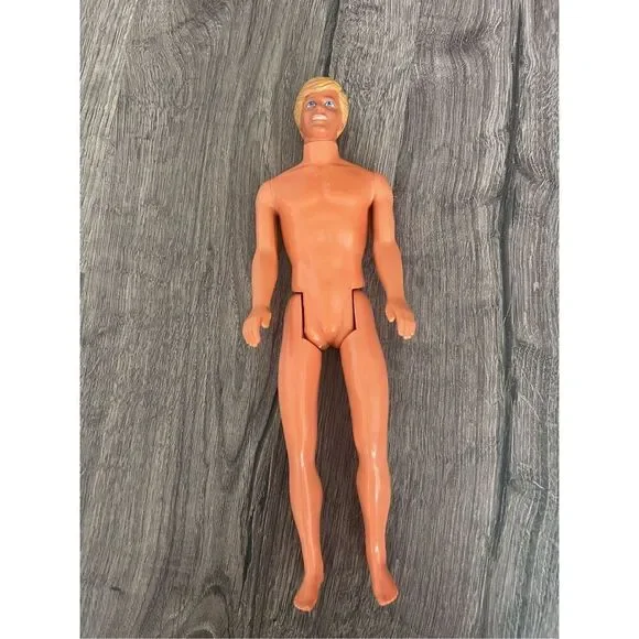 VINTAGE 1968 KEN DOLL WITH BLONDE HAIR MATTEL IN GOOD CONDITION