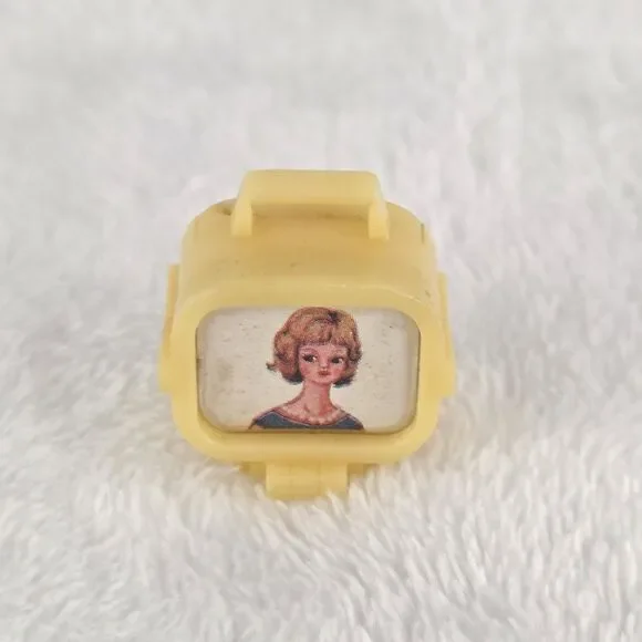 Vintage 1960s Ideal Tammy Doll Portable TV Japan 1