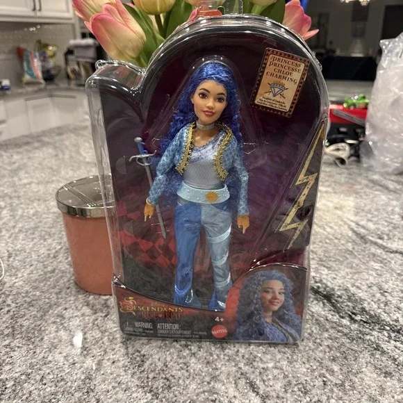 Mattel Disney Descendants The Rise of Red‎ Fashion Doll Princess Chloe Charming