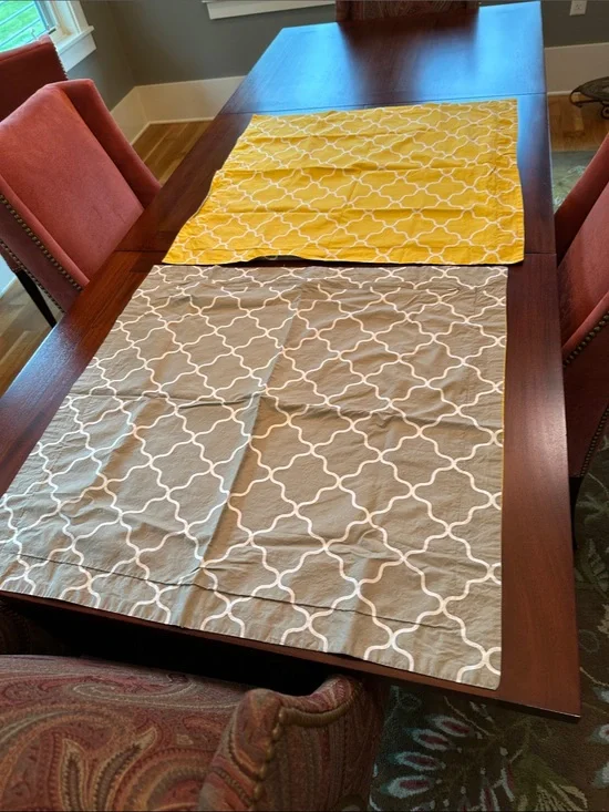 Pottery Barn Kendra Trellis Pattern Zippered Large Pillow Covers Set of 2