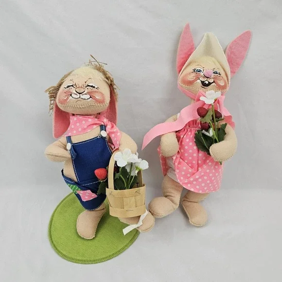 Annalee Mobility Dolls Farmer Rabbit Boy Girl Bunny Plush Vintage Easter