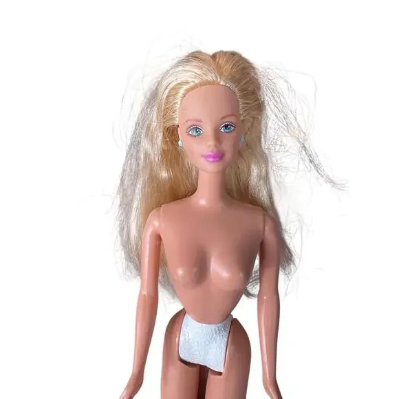 1991 Mattel Barbie Doll Blonde Blue Eyes 1966 Body Mold‎ White Patterned Panty