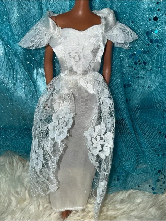 Barbie wedding dress vintage