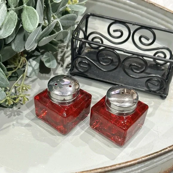 Pottery Barn Monterey Red Salt & Pepper Shaker Set Glass MCM W/Holder‎ HTF