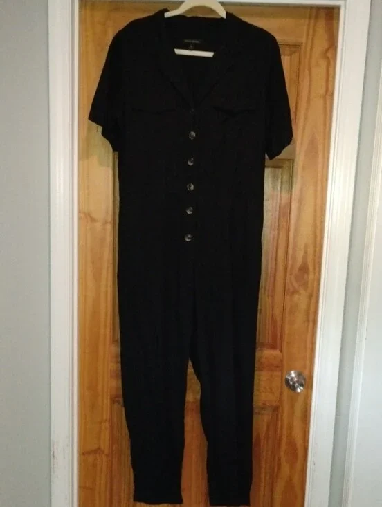 Banana Republic Black Short-Sleeve Button-Front Utility Jumpsuit Linen/Cotton