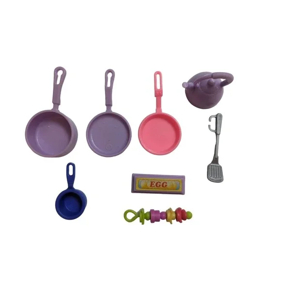 Dollhouse Barbie Doll Diorama mixed 8‎ piece lot purple pink pot pan egg kabob