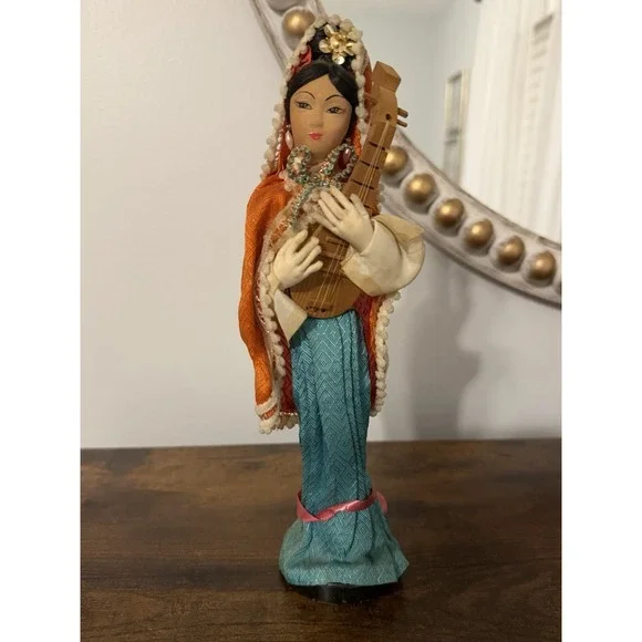 Vintage International Costume‎ Doll Andean Charango Musician Peru Bolivia