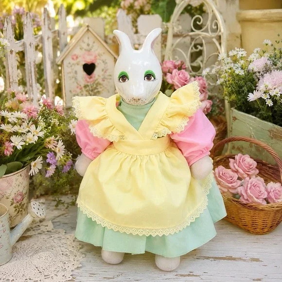 Rare Vintage Goebel Bunnyworth Mrs Azalea Porcelain Rabbit Doll 1993 9