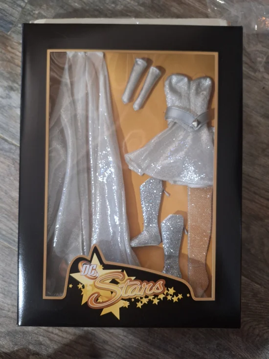 DC Stars Collection Tonner Doll Outfit Kryptonian Silver Casual - NiB - Limited