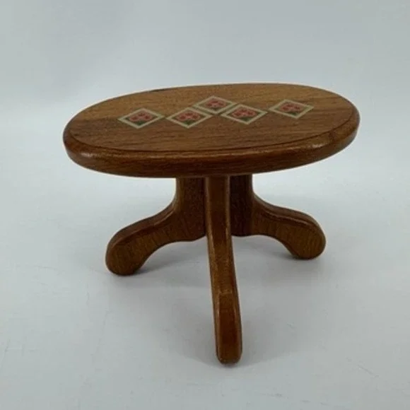 Roy & Marilyn Zimmerman 1991 Handcrafted Miniature Wood Oval Pedestal Table