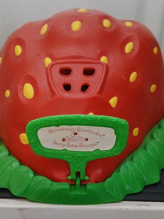 Vintage Strawberry Shortcake Red Playset - Berry Bake Shoppe