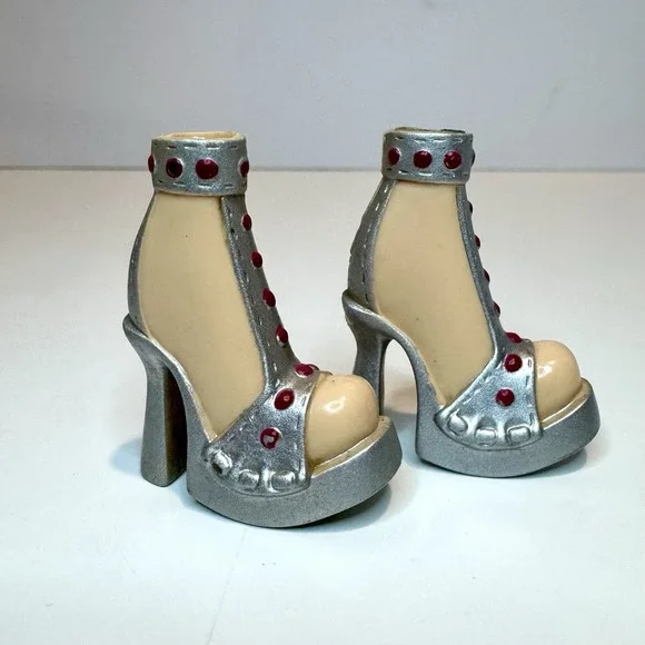 Barbie My Scene Doll Shoes Studded Strap Platform High‎ Heel Sandals