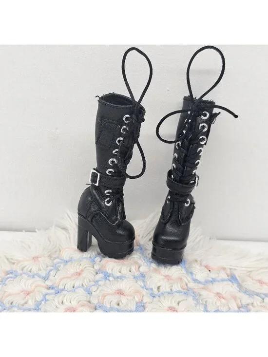 Rainbow High Fantastic Fashion Jade Fashion Tall Black Leather Combat Boots Tie