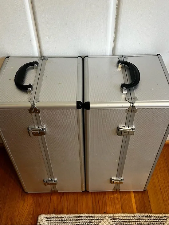 Traveling Wardrobe Case for Dolls