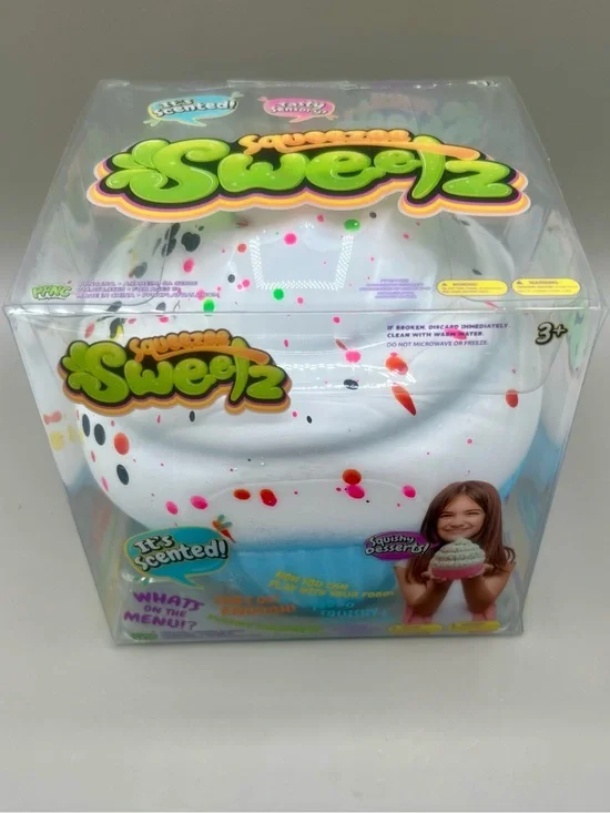 PPNC Squeezee Sweetz Blue Scented Cupcake Squishy with Multicolor Sprinkles NEW🧁