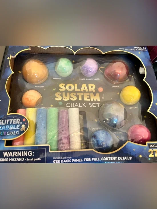 Solar System Chalk Set - Colorful Planet Chalks includes 27 chalk pieces kids