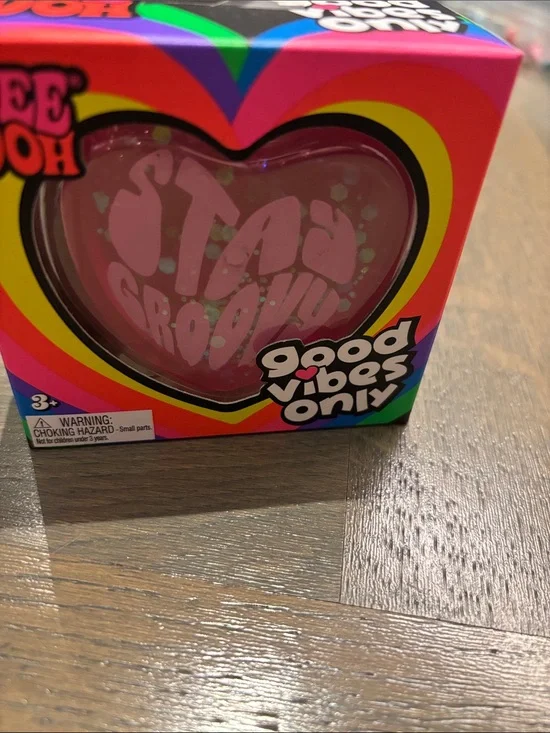 NeeDoh Heart Shaped Glitter Toy - pink glitter